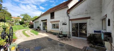 Maison - 138 m² - 5 pièces