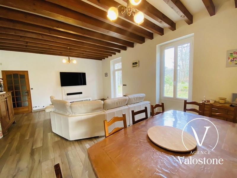 Maison - 181 m² - 8 pièces