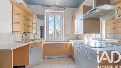 Appartement - 132 m² - 5 pièces