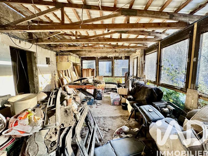 Maison - 650 m² - 14 pièces