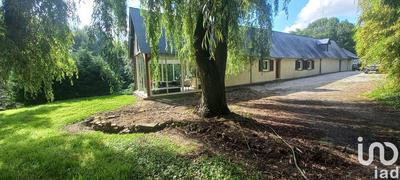 Maison - 222 m² - 7 pièces