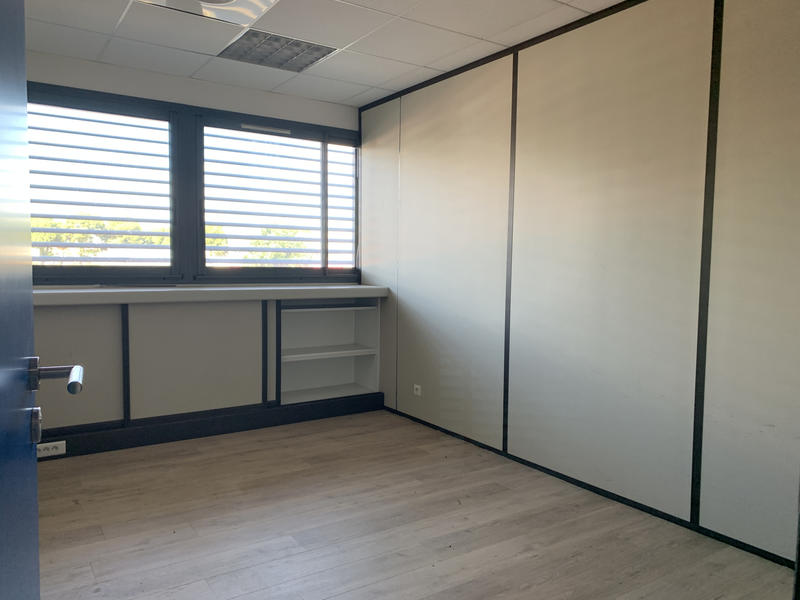 Bureau - 109 m²