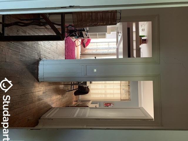 Chambre - 9 m² - 1 pièce