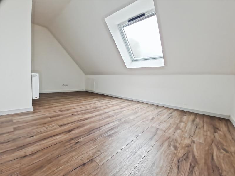 Maison - 97 m² - 4 pièces