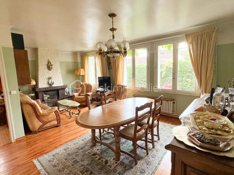 Maison - 140 m² - 7 pièces