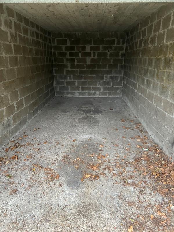 Parking / Garage - 13 m²