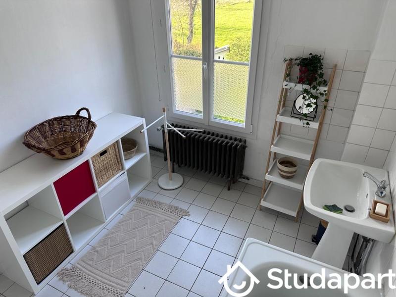 Chambre - 16 m² - 1 pièce