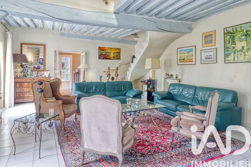 Maison - 376 m² - 9 pièces
