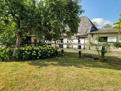 Maison - 224 m² - 9 pièces