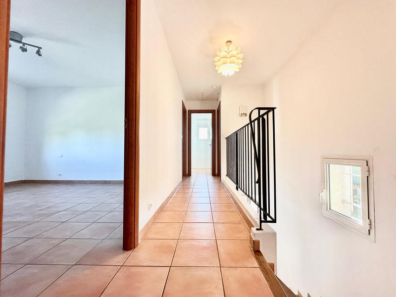 Maison - 166 m² - 5 pièces