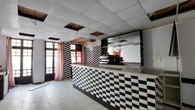 Immeuble - 136 m² - 3 pièces