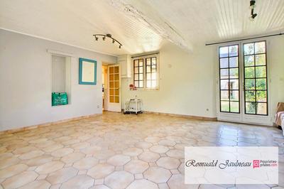 Maison - 98 m² - 4 pièces