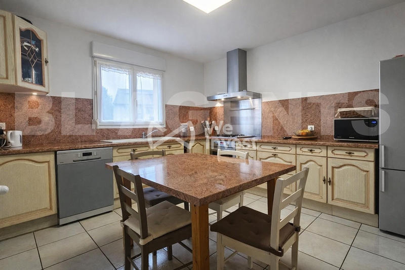 Maison - 108 m² - 4 pièces