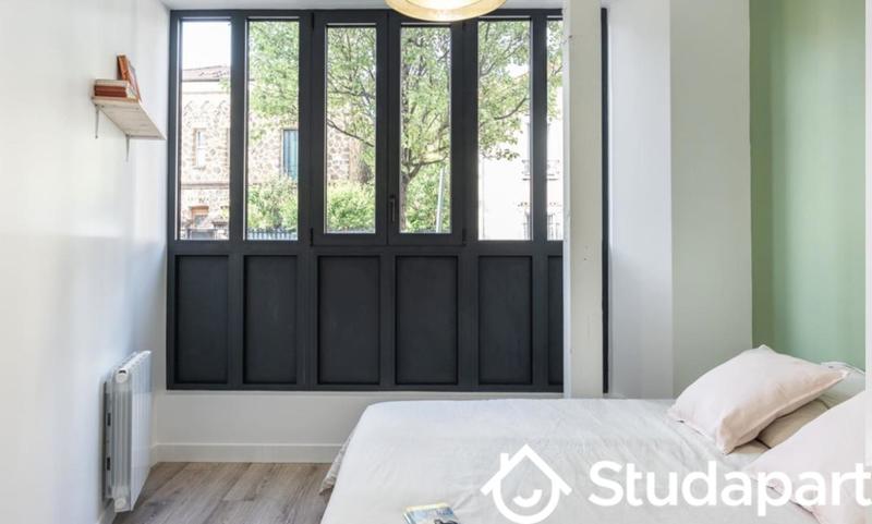 Chambre - 14 m² - 1 pièce