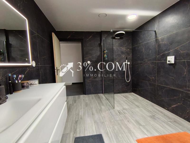 Villa - 136 m² - 5 pièces