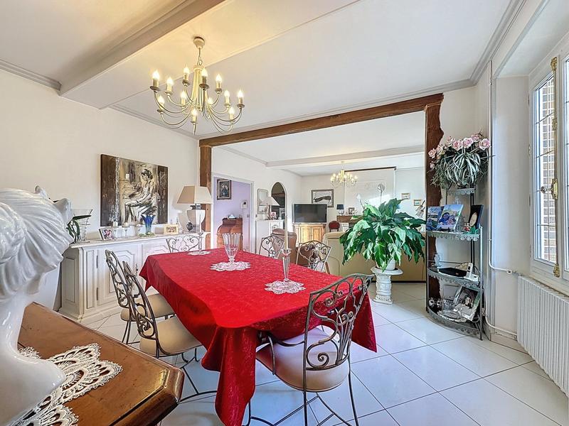 Maison - 172 m² - 6 pièces