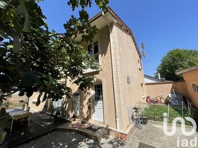 Maison - 195 m² - 9 pièces