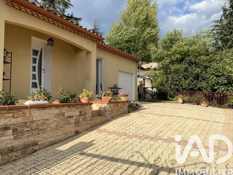 Maison - 98 m² - 5 pièces