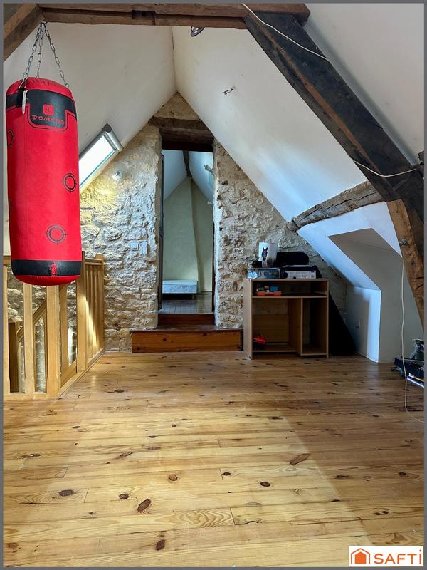 Maison - 228 m² - 7 pièces