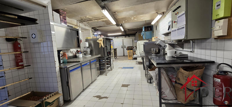 Fonds de commerce - Magasins - 200 m²