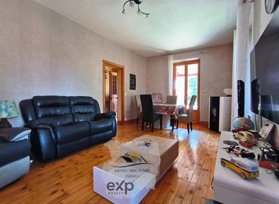 Pavillon - 124 m² - 6 pièces