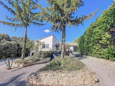 Villa - 136 m² - 6 pièces