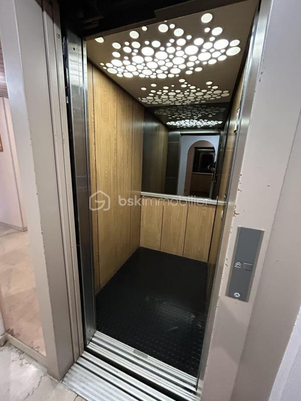 Studio - 28 m² - 1 pièce