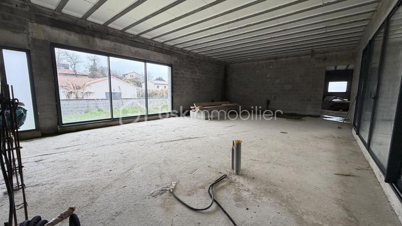 Maison - 190 m² - 5 pièces