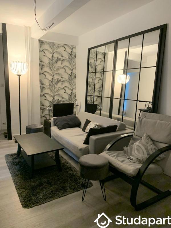 Chambre - 10 m² - 1 pièce