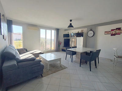 Appartement - 97 m² - 4 pièces