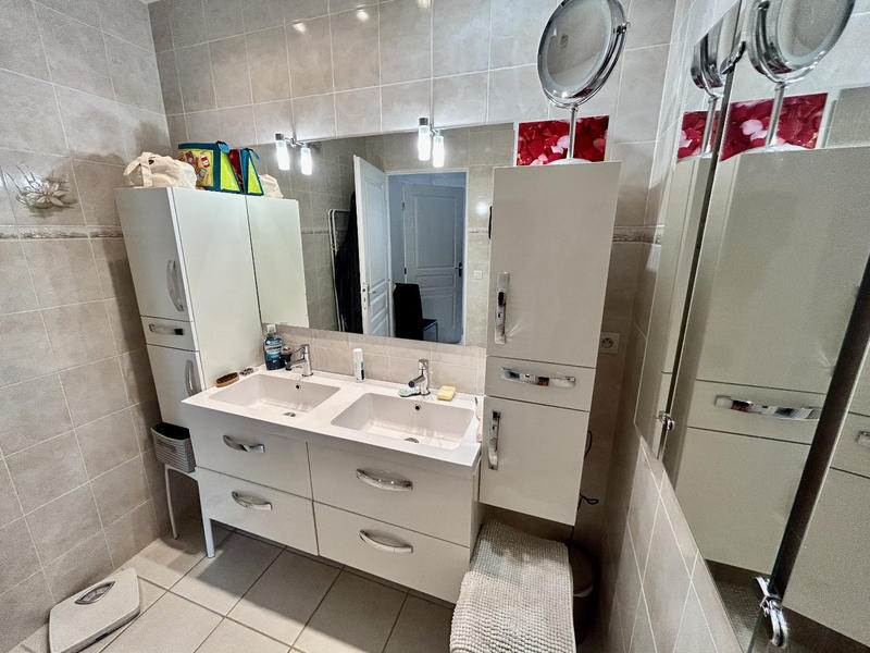 Maison - 175 m² - 5 pièces