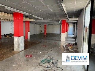 Local commercial - 179 m²