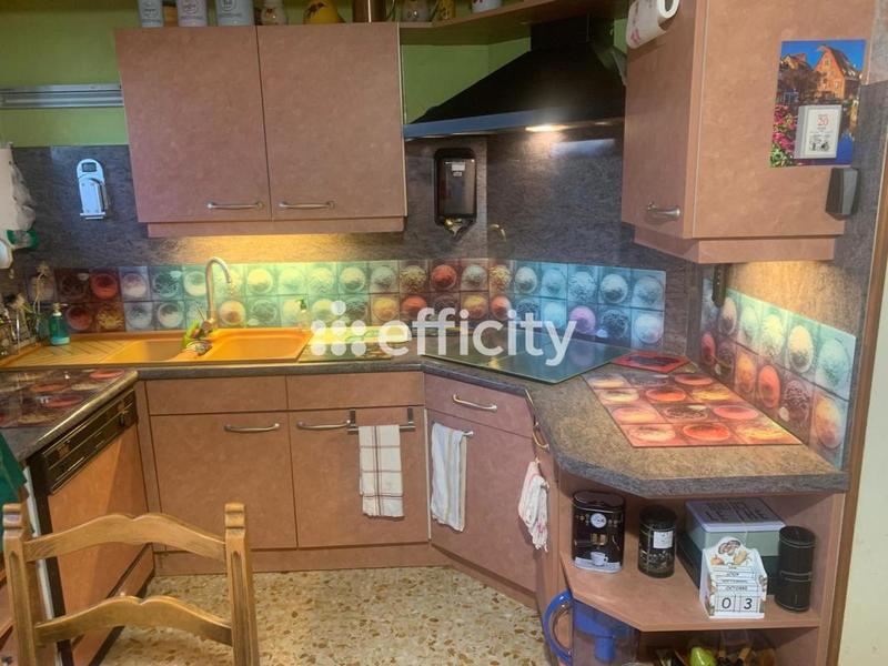 Maison - 148 m² - 8 pièces