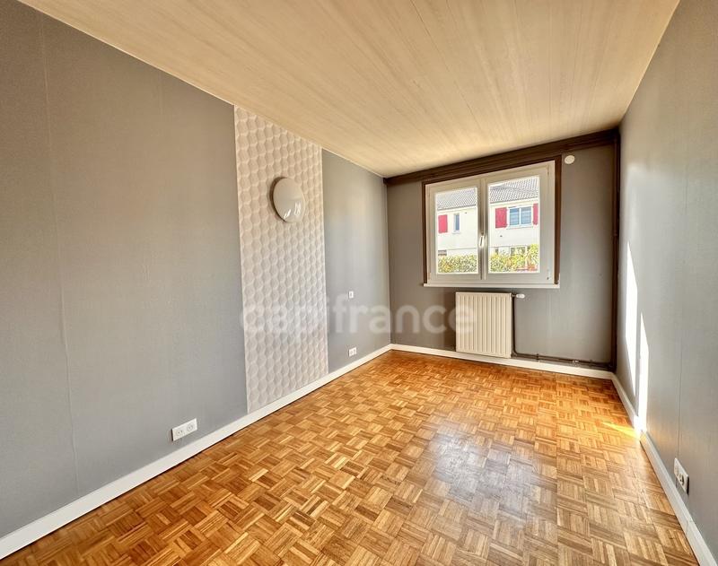 Maison - 120 m² - 7 pièces