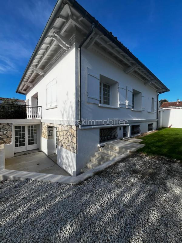 Villa - 159 m² - 6 pièces