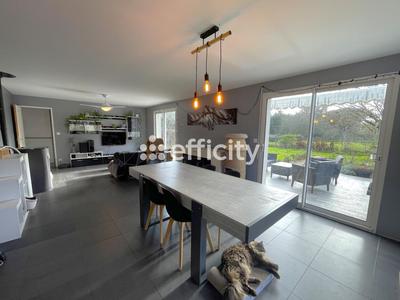 Pavillon - 80 m² - 4 pièces