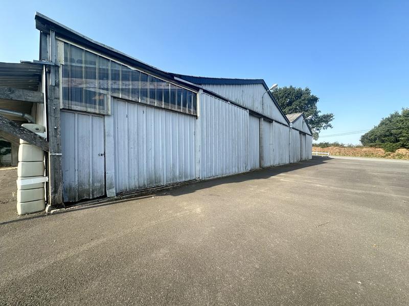 Maison - 210 m² - 7 pièces