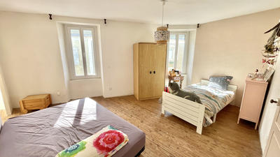 Maison - 93 m² - 4 pièces