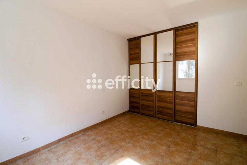 Maison - 150 m² - 4 pièces