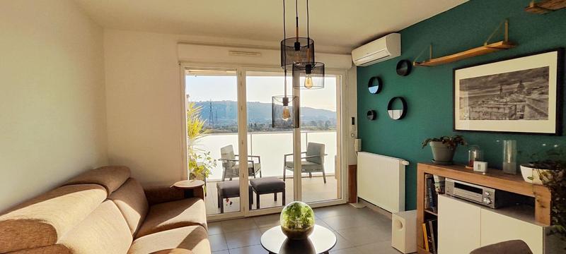 Appartement - 55 m² - 3 pièces