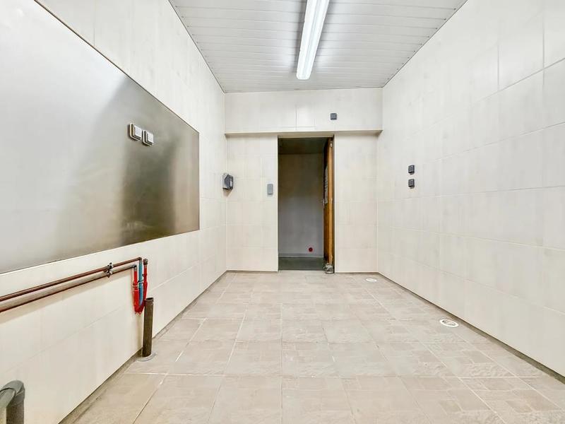 Maison - 205 m² - 8 pièces