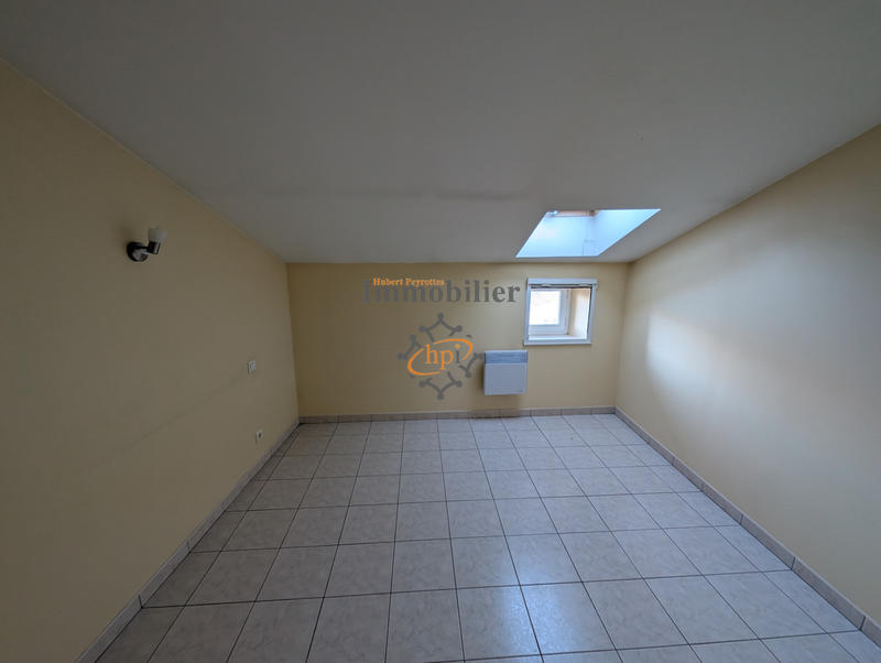 Appartement - 90 m² - 4 pièces