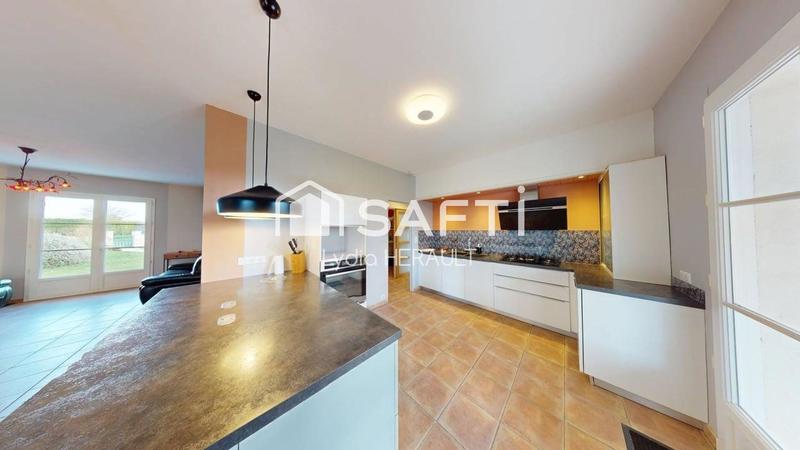 Maison - 157 m² - 7 pièces