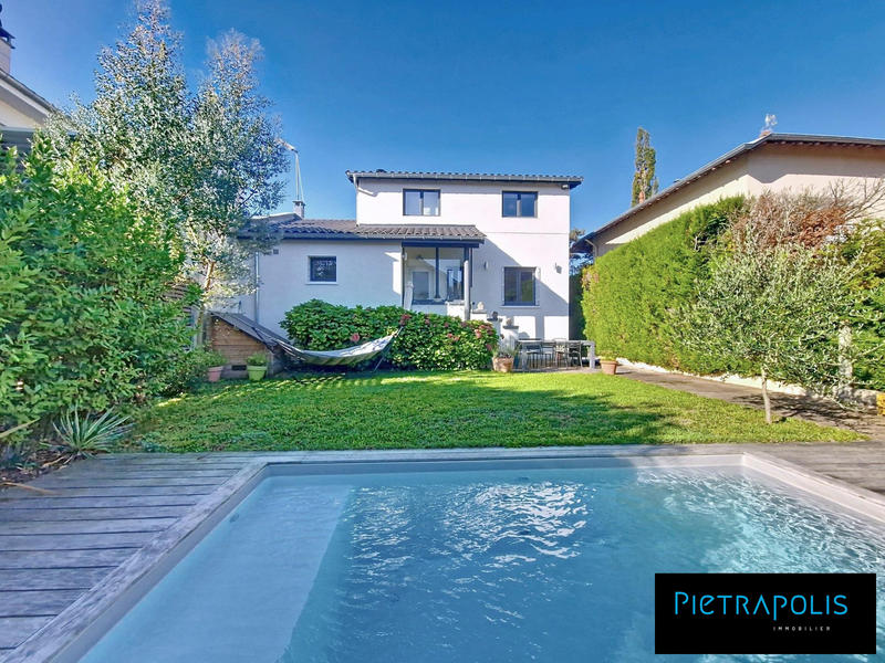 Maison ancienne - 140 m² - 5 pièces