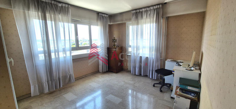 Appartement - 94 m² - 3 pièces