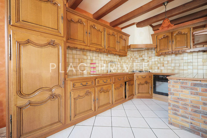 Maison - 102 m² - 5 pièces