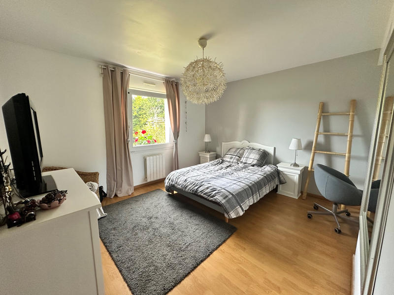 Maison - 205 m² - 6 pièces