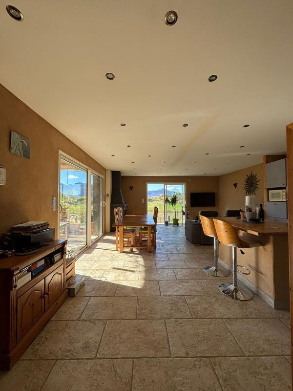 Villa - 141 m² - 7 pièces