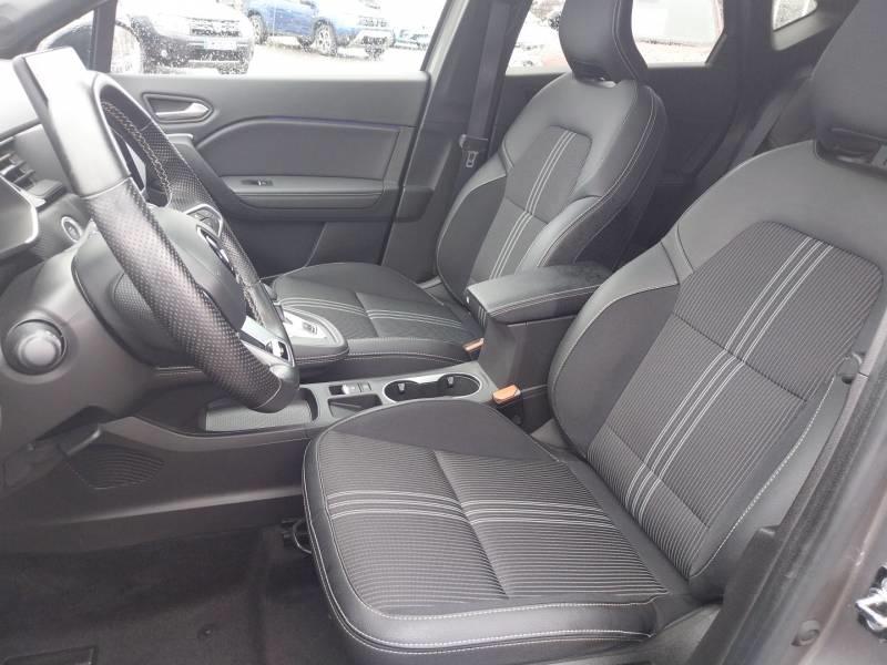 Renault Captur E-Tech full hybrid 145 Engineered