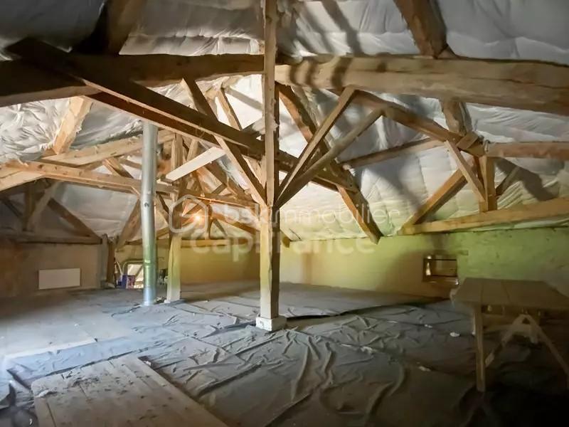 Maison en pierre - 110 m² - 4 pièces